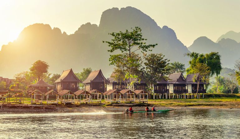 laos-mountain-river
