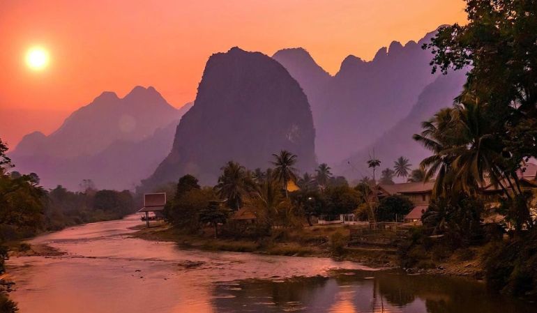 sunset-mekong-river